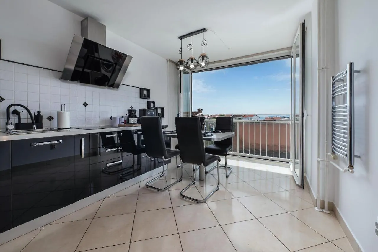 Be Happy Apartment Rijeka 0*,  Croatia